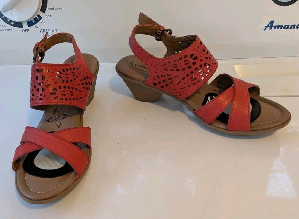 Size 8N Comfortiva Faith Red Tangerine Leather Geometric Heeled Sandals